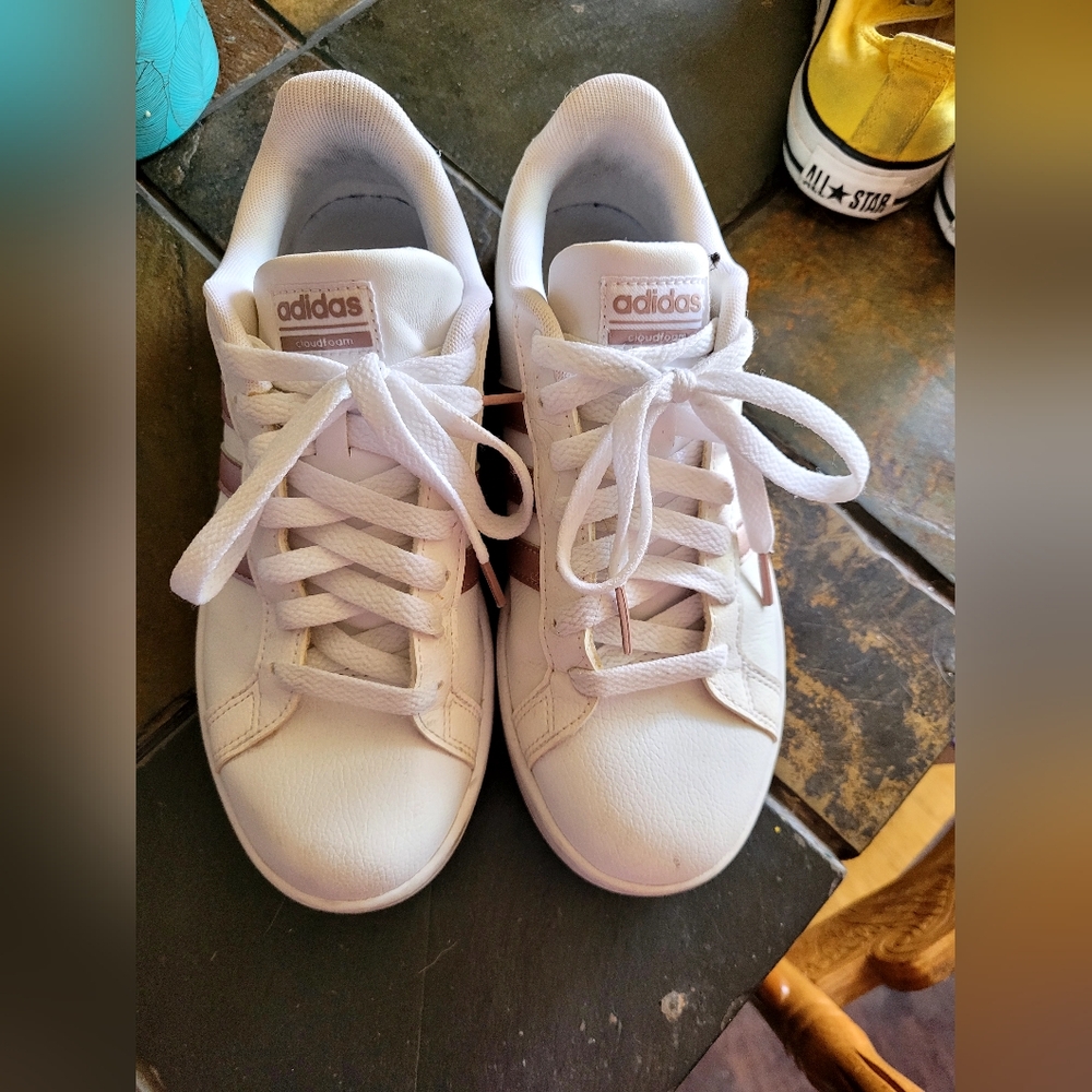 Lightly worn addidas